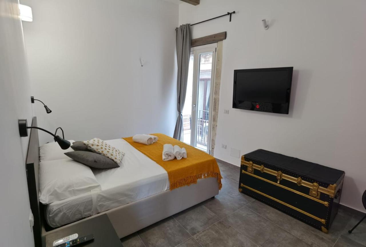 Cavour 45 - Ortigia Apartments Syracuse Buitenkant foto